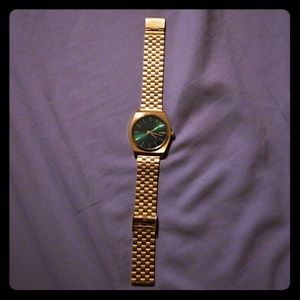 Nixon Time Teller watch